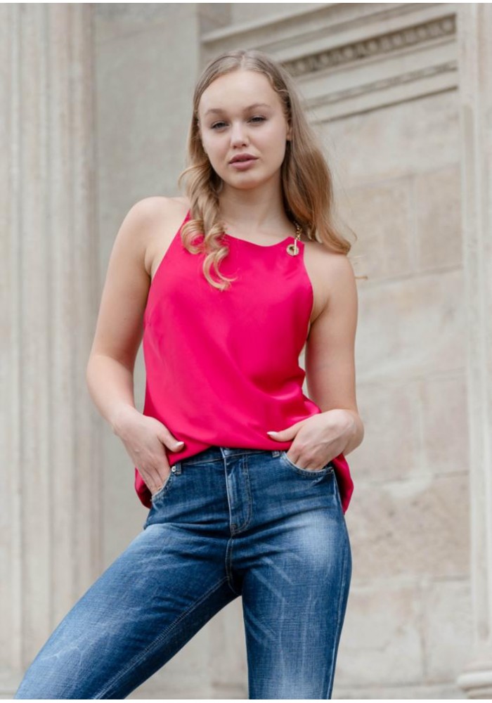 Magenta top