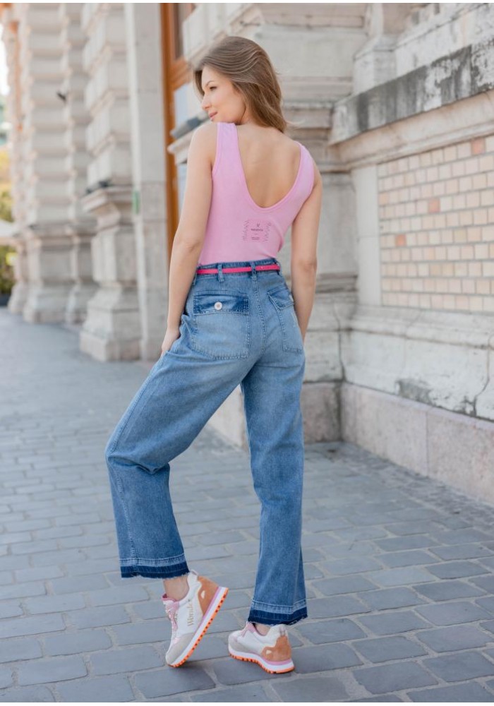 Magenta farmer
