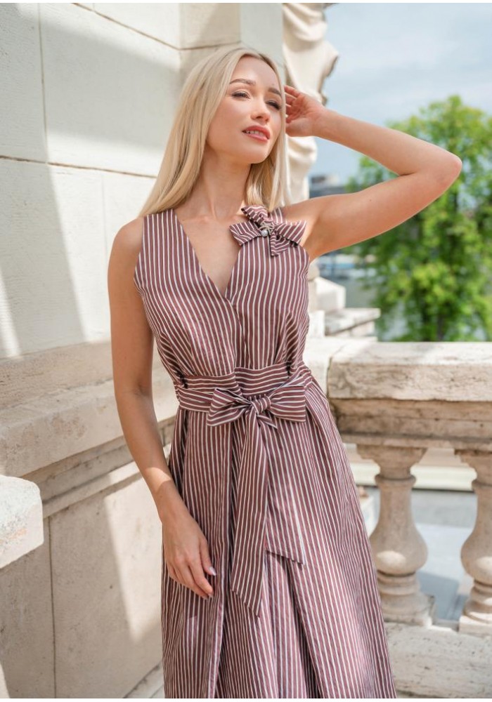 Magenta ruha